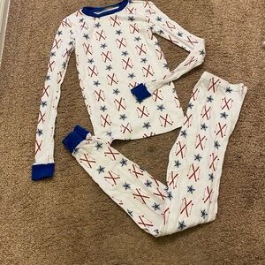 New Jammies Organic cotton Snowflake and Ski Print Kids Pajama Set
